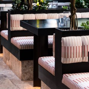 Non-Waterproof Outdoor Seats